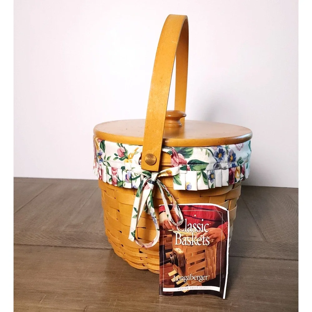 Longaberger Round Medium Fruit Basket with Lid and Liner Swing Handle